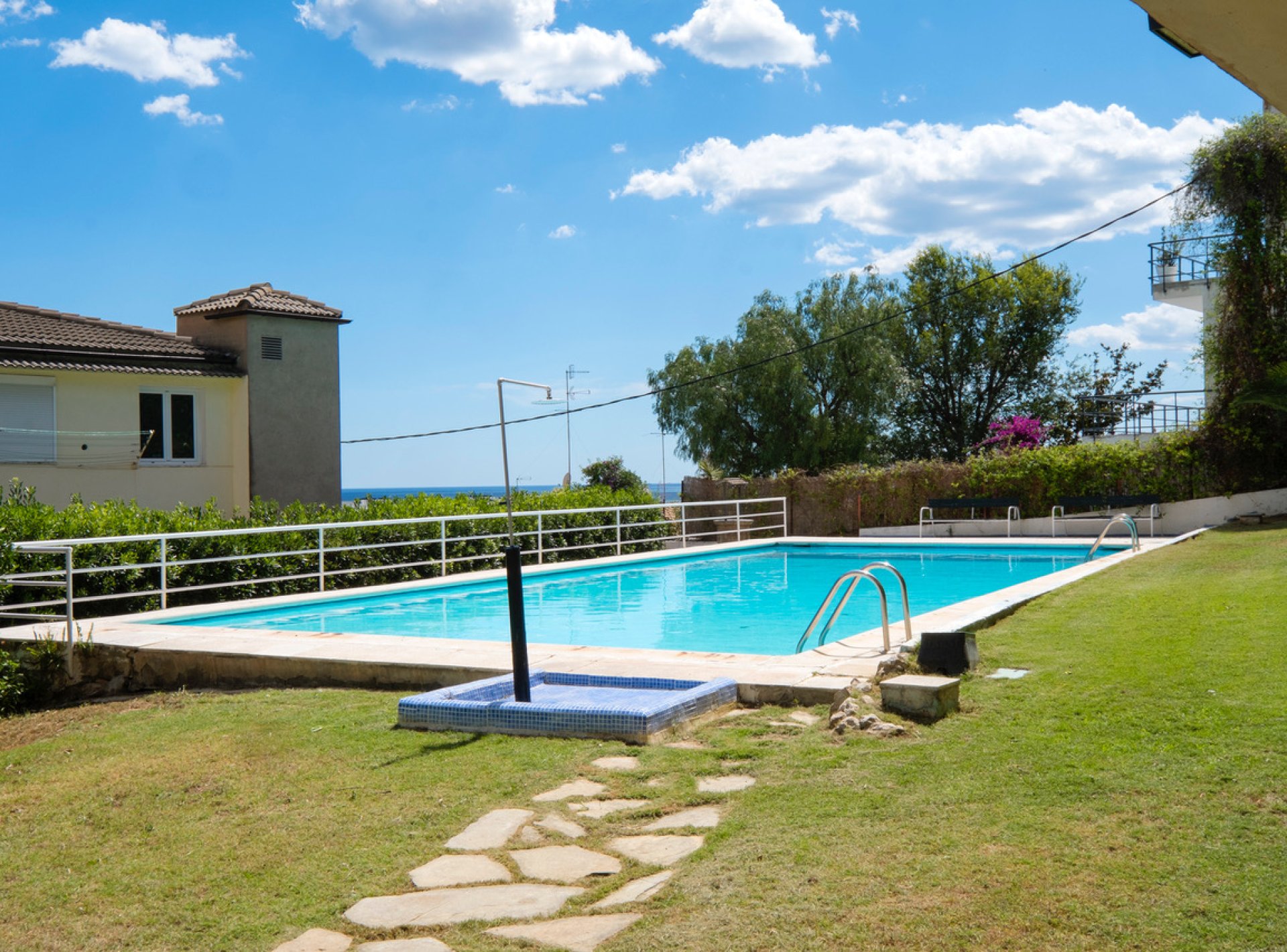 Apartamento Levantina con piscina comunitaria